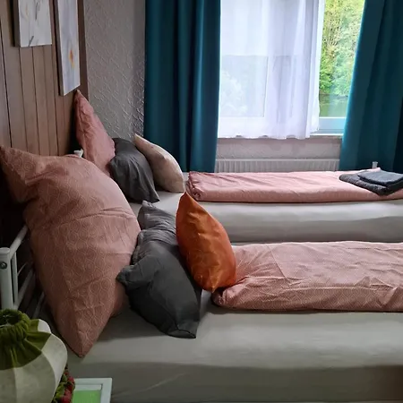 Nr 4 Direkt Am *